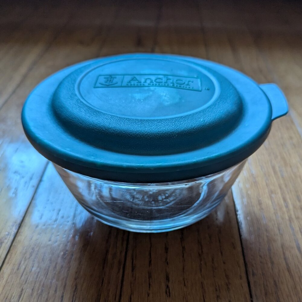 Anchor Hocking 1Q Glass Food Storage Container